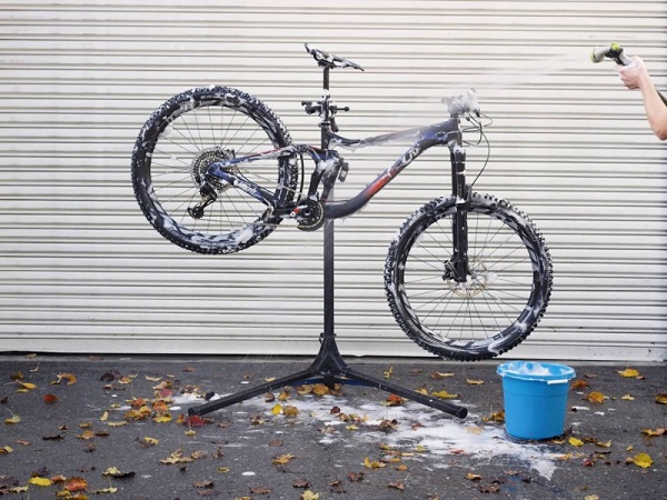 How to Clean a Mountain Bike